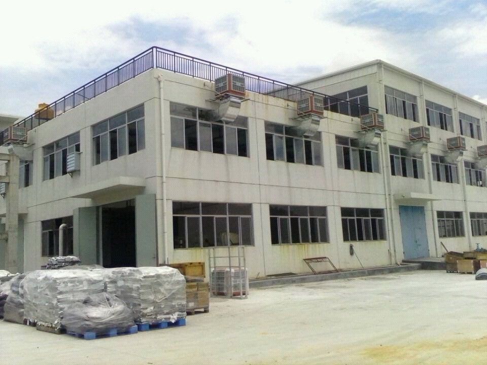 炎熱天氣 東莞環(huán)?？照{廠家還您清涼的車間環(huán)境