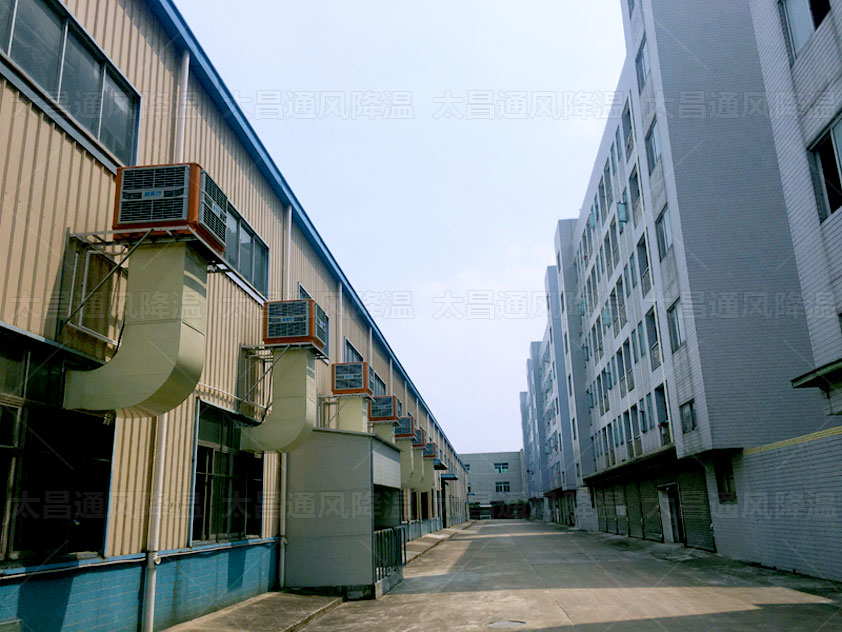 車間降溫方案配置節(jié)能環(huán)?？照{(diào)，使用效果沒話說
