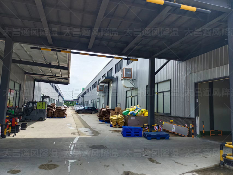 進入夏季車間很熱怎么降溫？用什么通風(fēng)降溫設(shè)備好