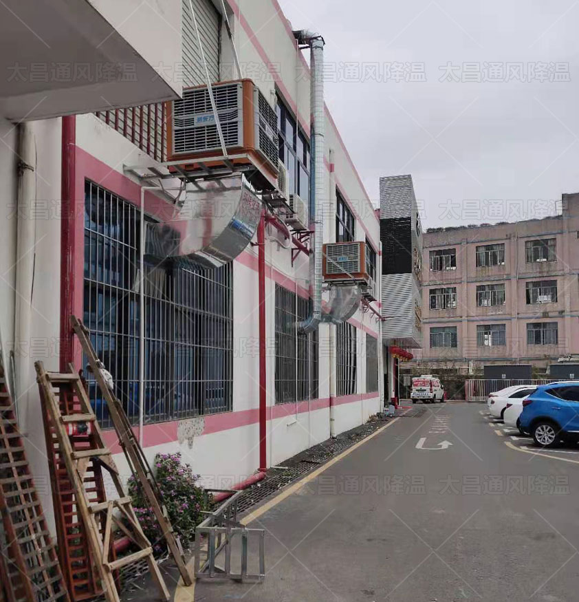 廠房高溫悶熱怎么辦？水冷空調(diào)車間降溫解決方案來解決