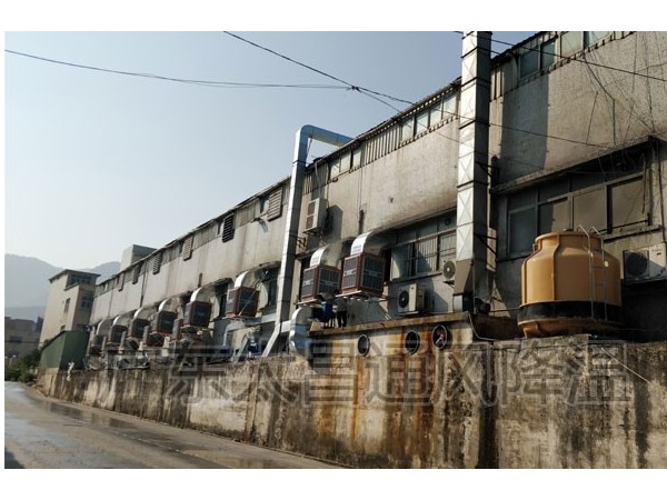 這4點(diǎn)告訴你車間降溫用傳統(tǒng)空調(diào)還是環(huán)?？照{(diào)